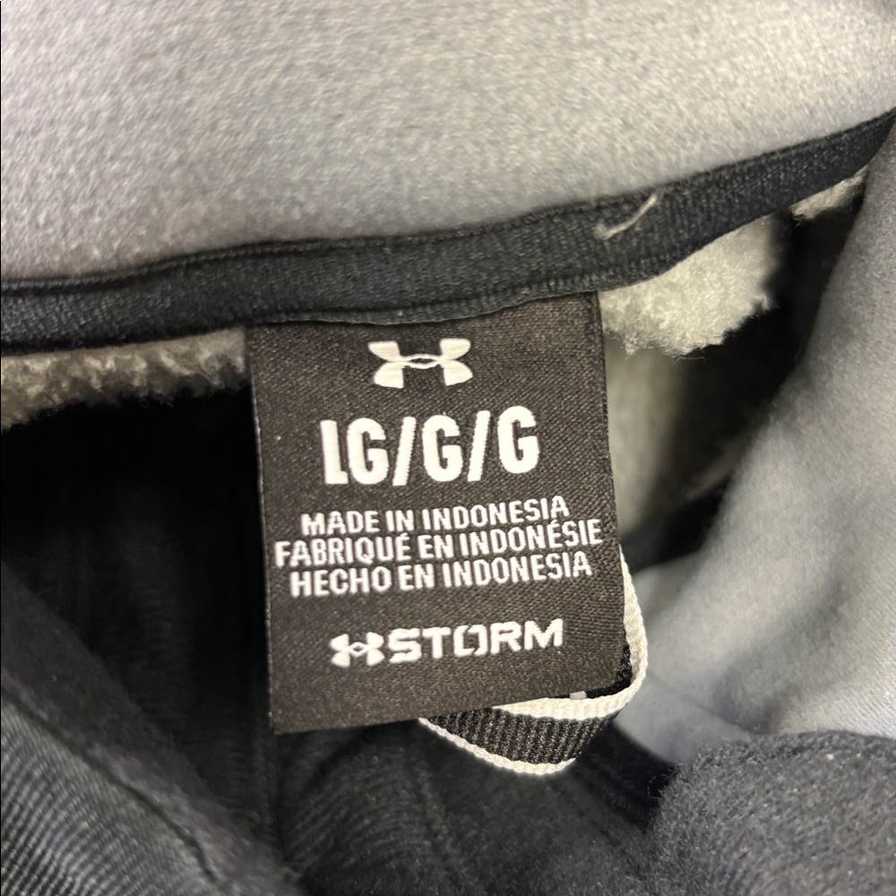 Under Armour UA Storm Hooded Jacket – Men’s Large – Black Water Resistant - Picture 6 of 11